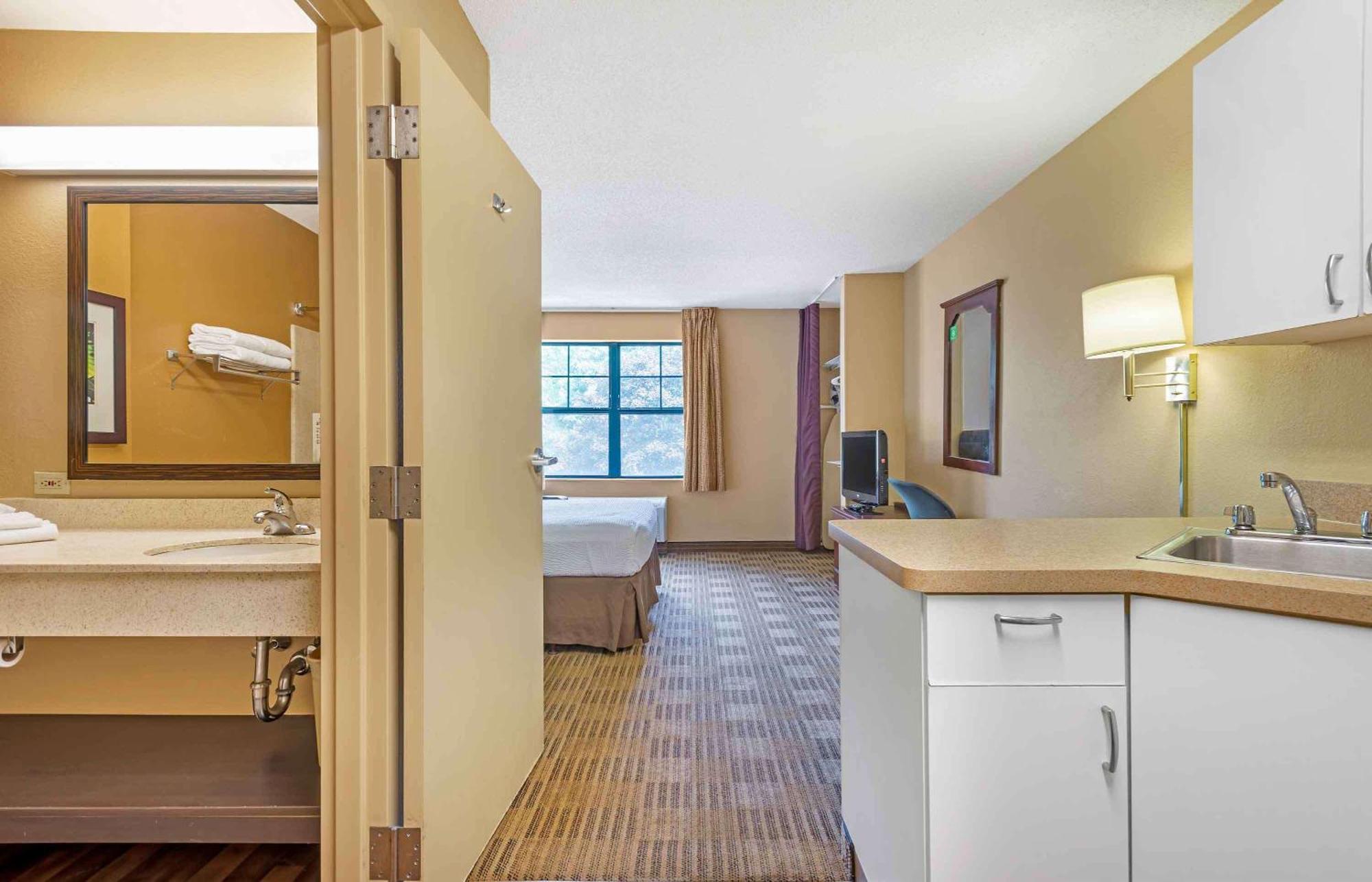 Extended Stay America Suites - Princeton - West Windsor Bagian luar foto
